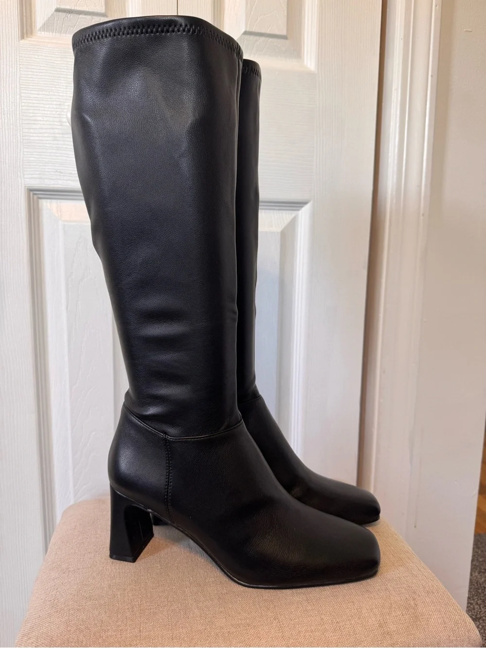 Steve Madden Black Knee-High Women Boots 3inch Block Heel Zipper Size 8.5 NWTS